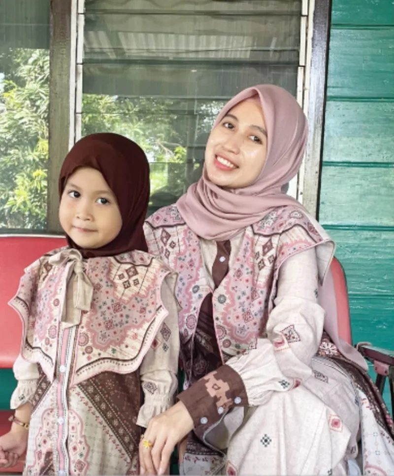 Mommy Qiana bersama Qiana